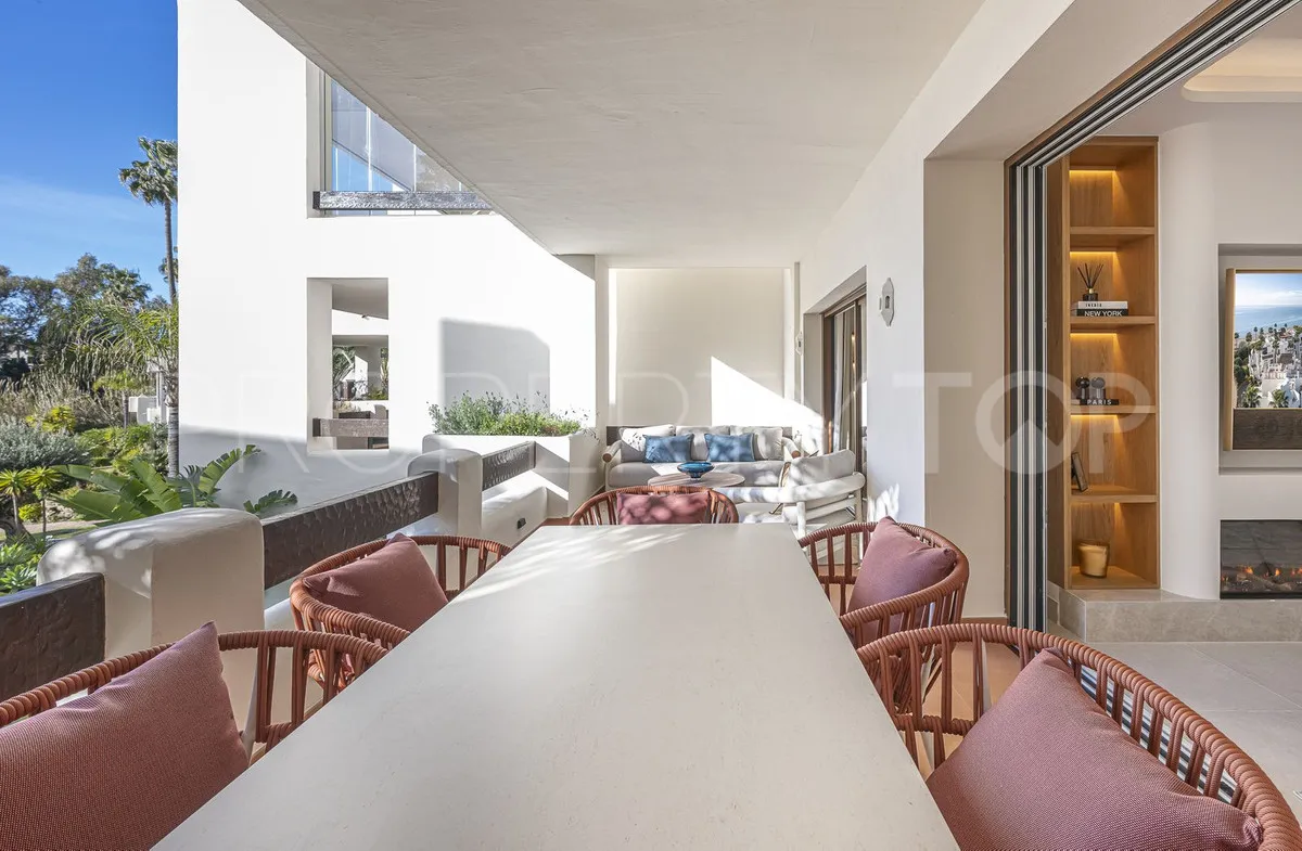 Apartamento de 3 dormitorios a la venta en Marbella Golden Mile