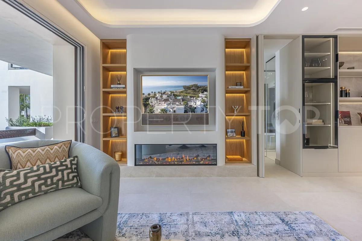 Apartamento de 3 dormitorios a la venta en Marbella Golden Mile