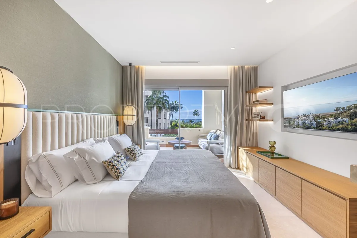 Apartamento de 3 dormitorios a la venta en Marbella Golden Mile
