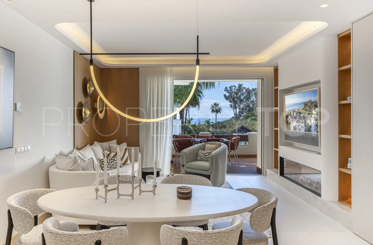 Apartamento de 3 dormitorios a la venta en Marbella Golden Mile