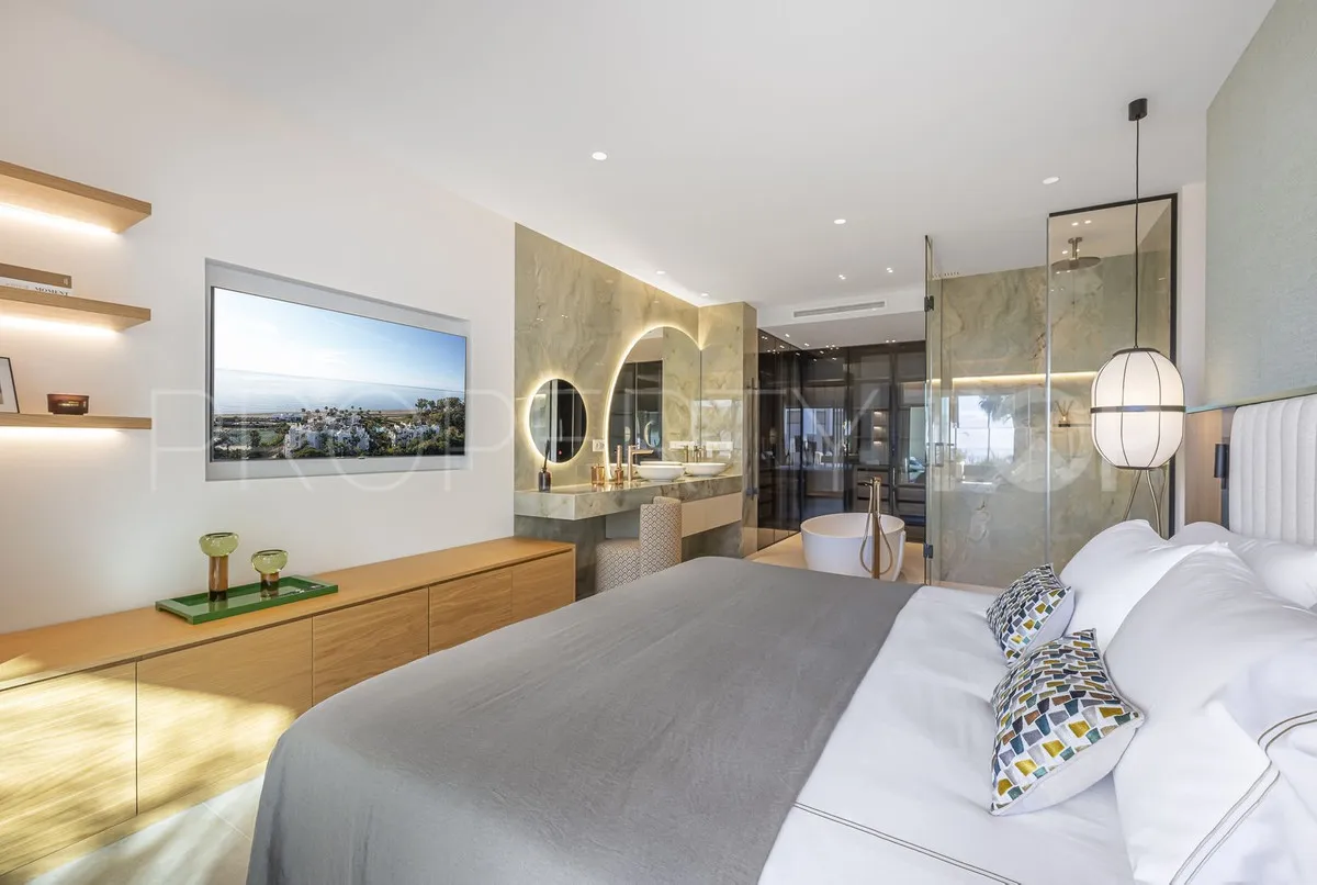 Apartamento de 3 dormitorios a la venta en Marbella Golden Mile