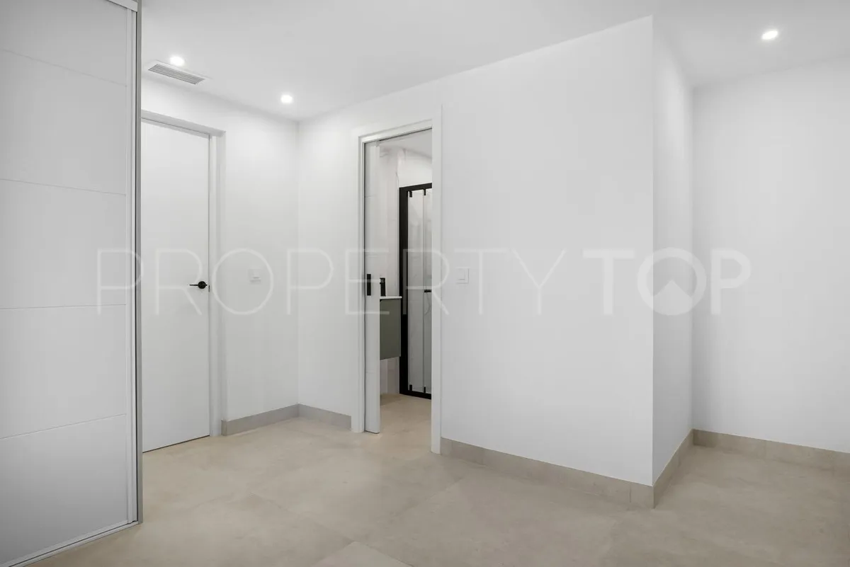 For sale Nueva Andalucia ground floor apartment