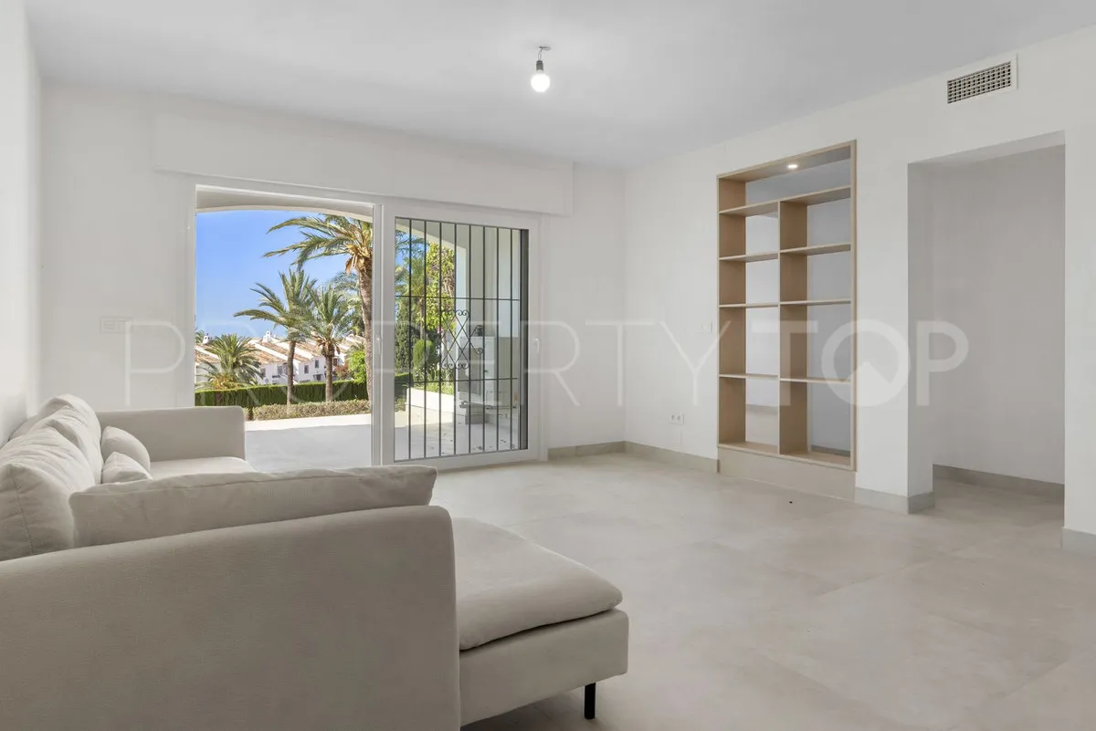 For sale Nueva Andalucia ground floor apartment