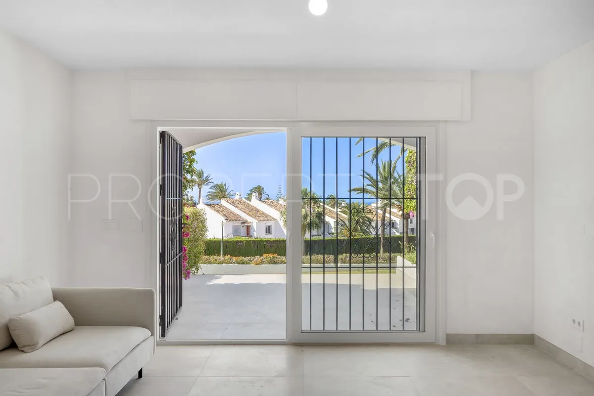 For sale Nueva Andalucia ground floor apartment