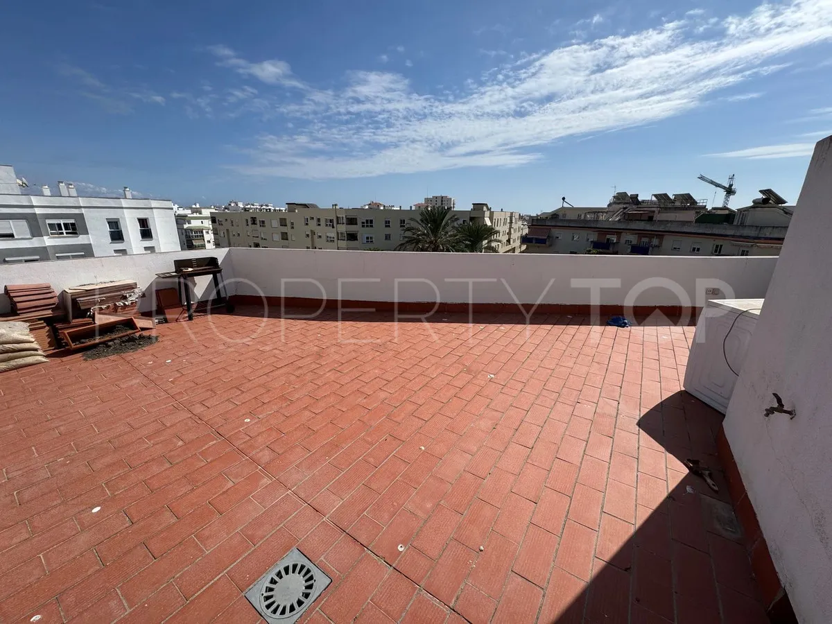 Penthouse for sale in Estepona Hills with 4 bedrooms