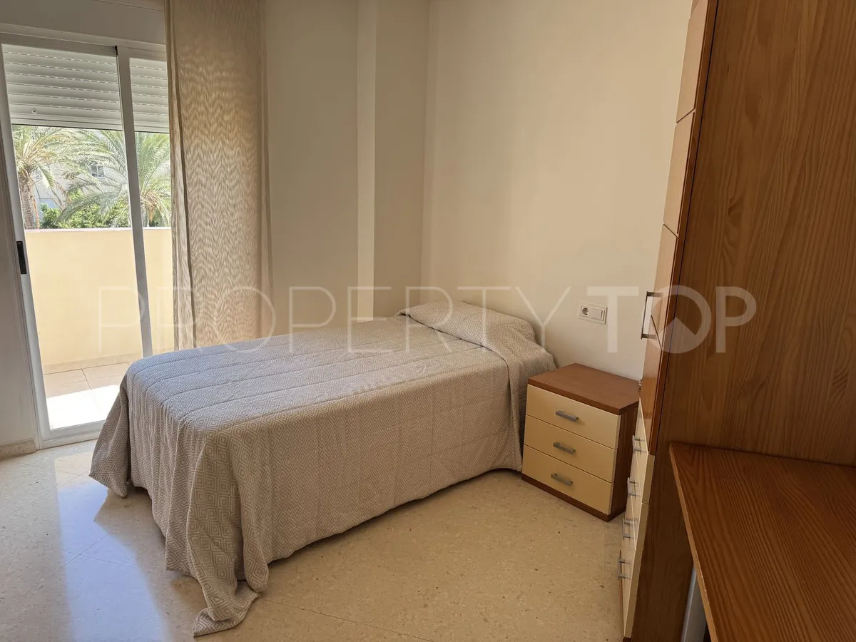 Penthouse for sale in Estepona Hills with 4 bedrooms