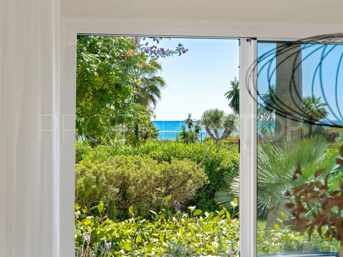 For sale Costalita ground floor apartment with 3 bedrooms