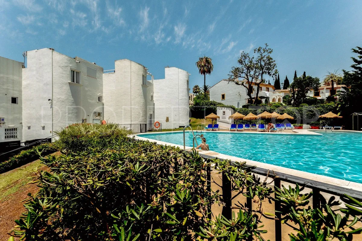 Comprar adosado en La Reserva de Marbella con 4 dormitorios