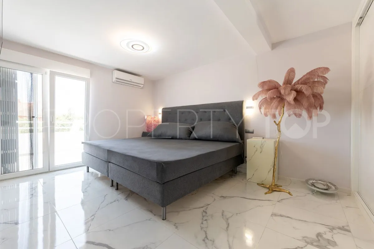 Comprar adosado en La Reserva de Marbella con 4 dormitorios