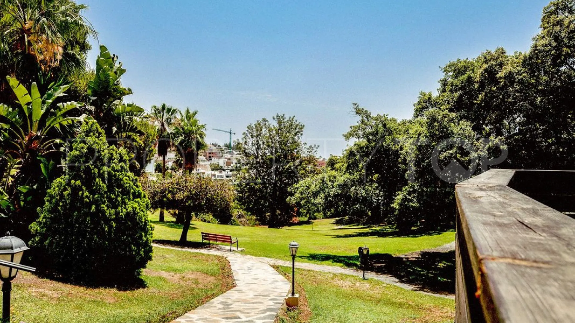Comprar adosado en La Reserva de Marbella con 4 dormitorios