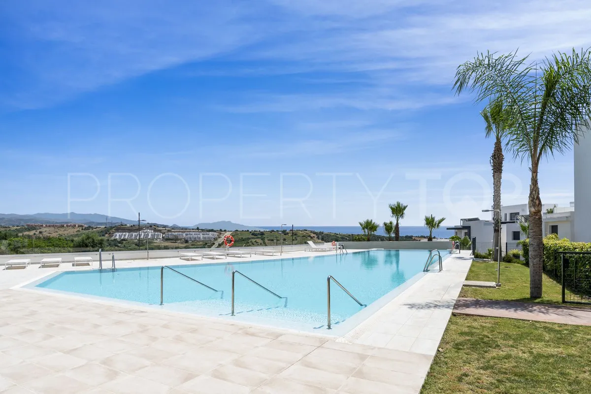 For sale ground floor apartment in Estepona Hills
