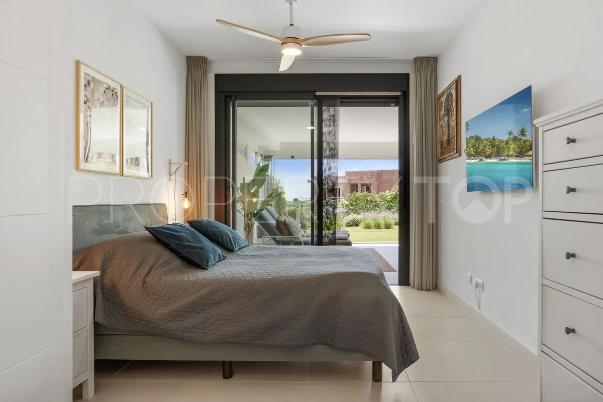 For sale ground floor apartment in Estepona Hills