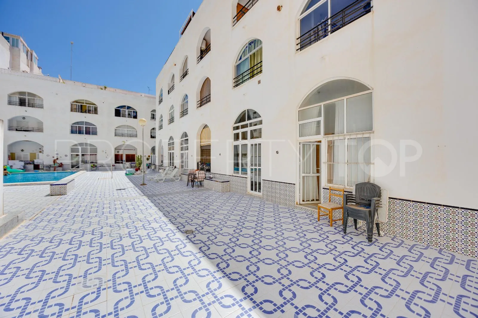 Se vende apartamento en Torrevieja con 1 dormitorio