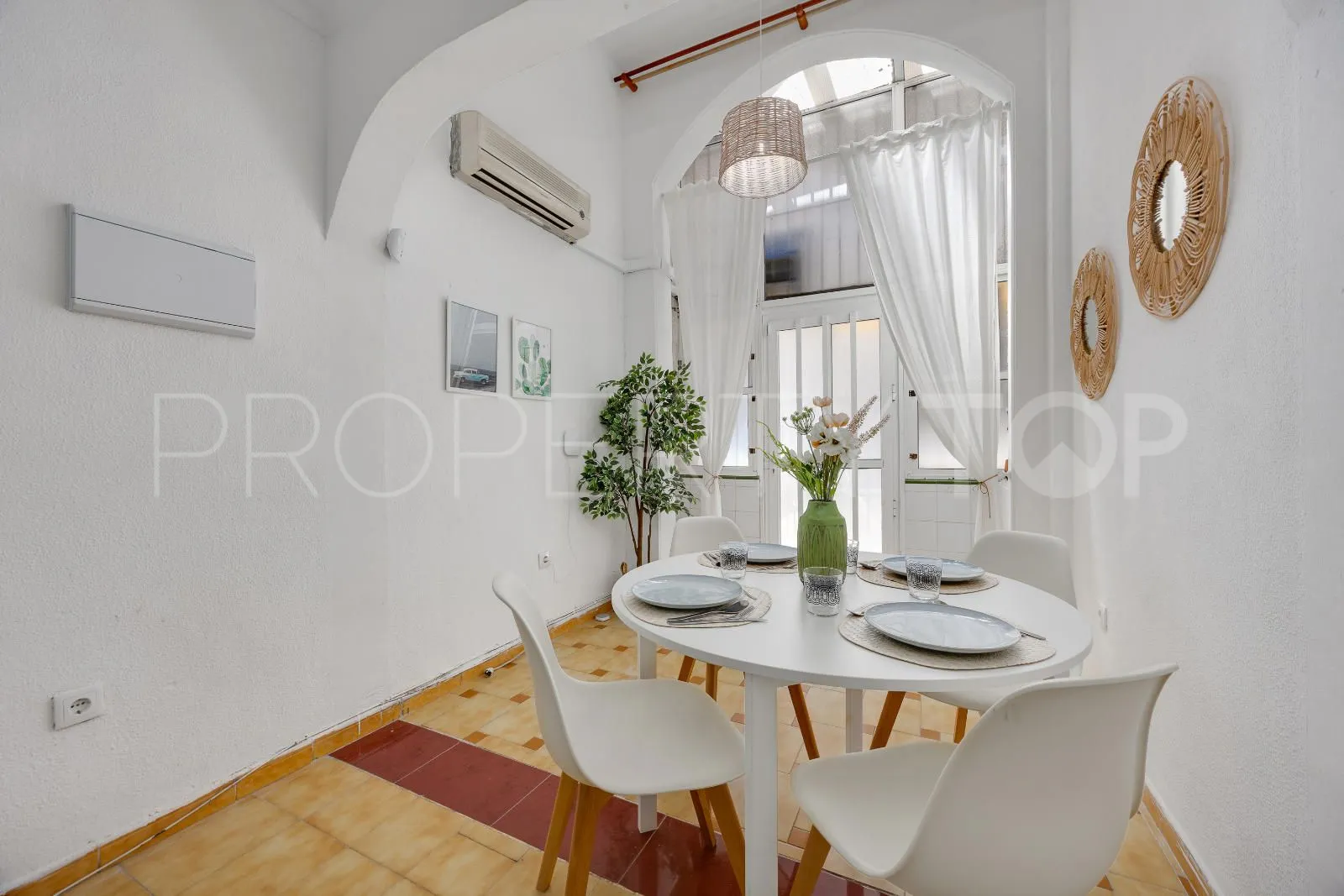 Se vende apartamento en Torrevieja con 1 dormitorio