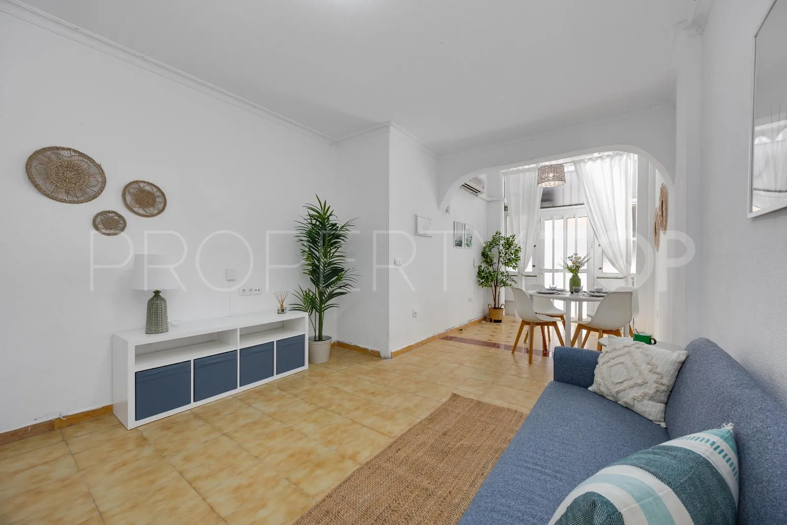 Se vende apartamento en Torrevieja con 1 dormitorio