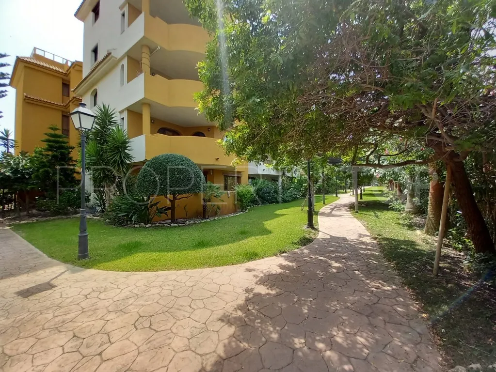 2 bedrooms apartment in Punta Prima for sale