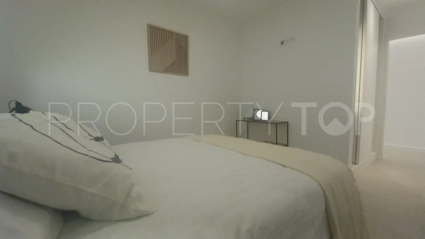 Buy villa with 3 bedrooms in El Chaparral