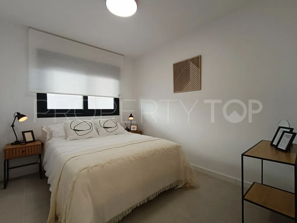 Buy villa with 3 bedrooms in El Chaparral
