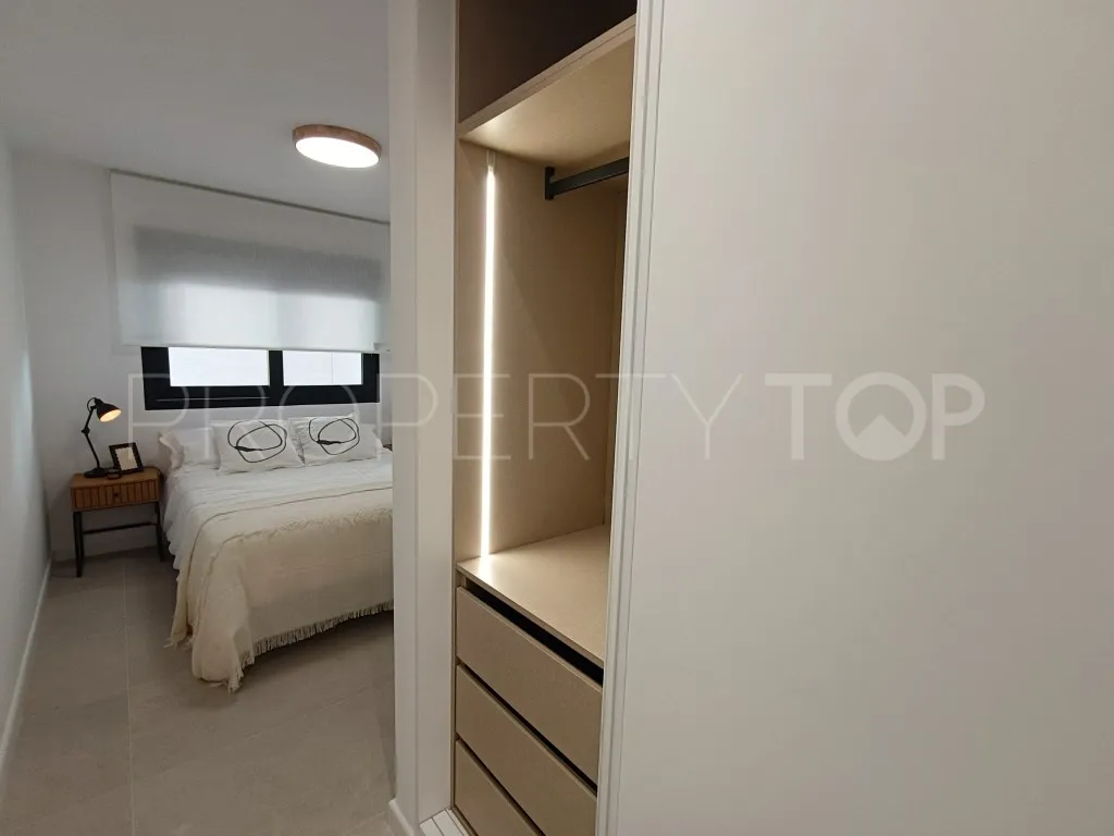 Buy villa with 3 bedrooms in El Chaparral