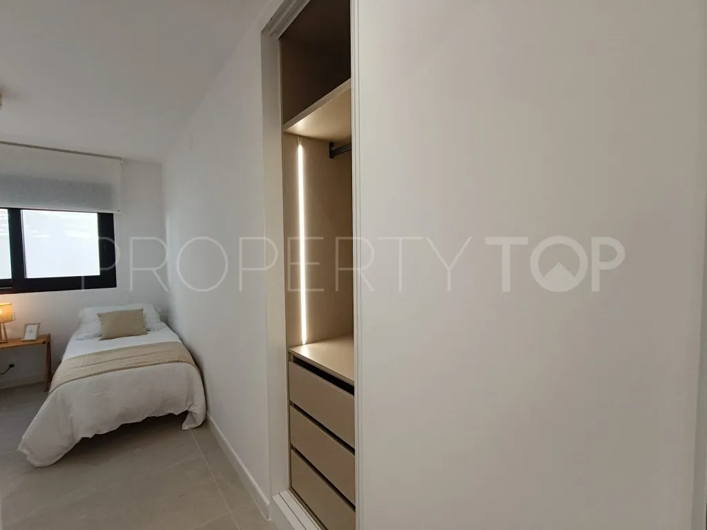 Buy villa with 3 bedrooms in El Chaparral