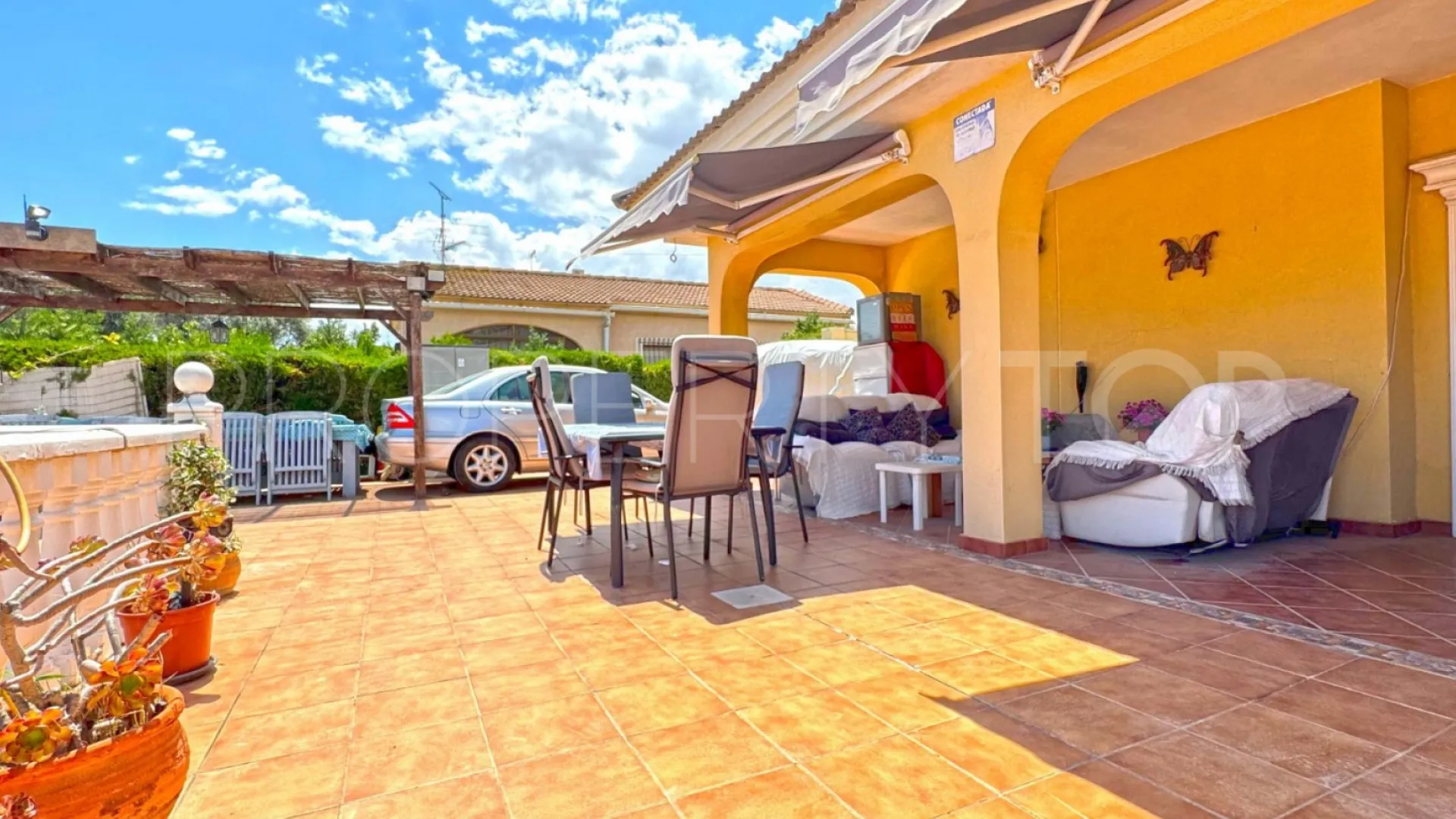 Villa for sale in Los Balcones with 6 bedrooms