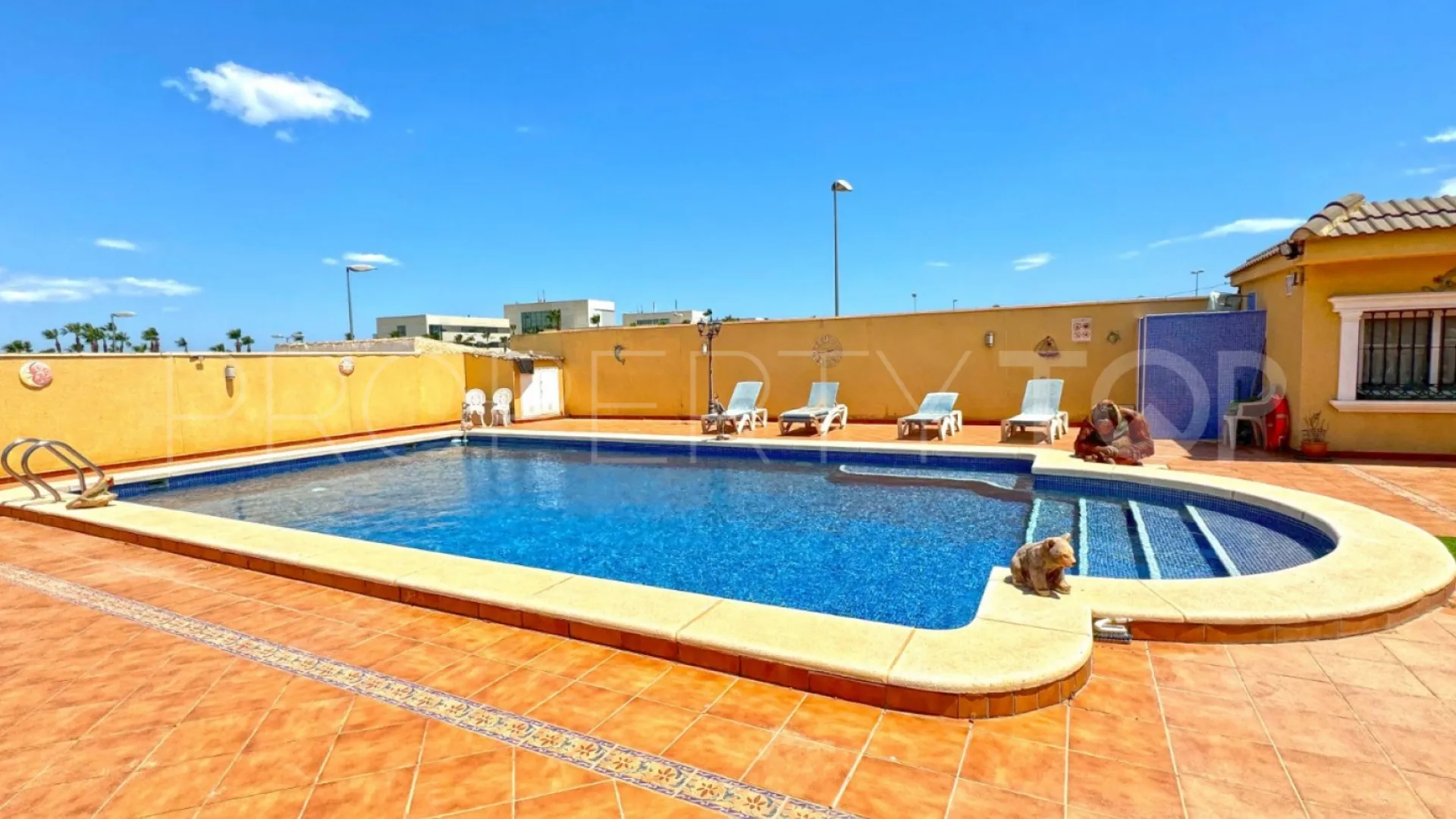 Villa for sale in Los Balcones with 6 bedrooms