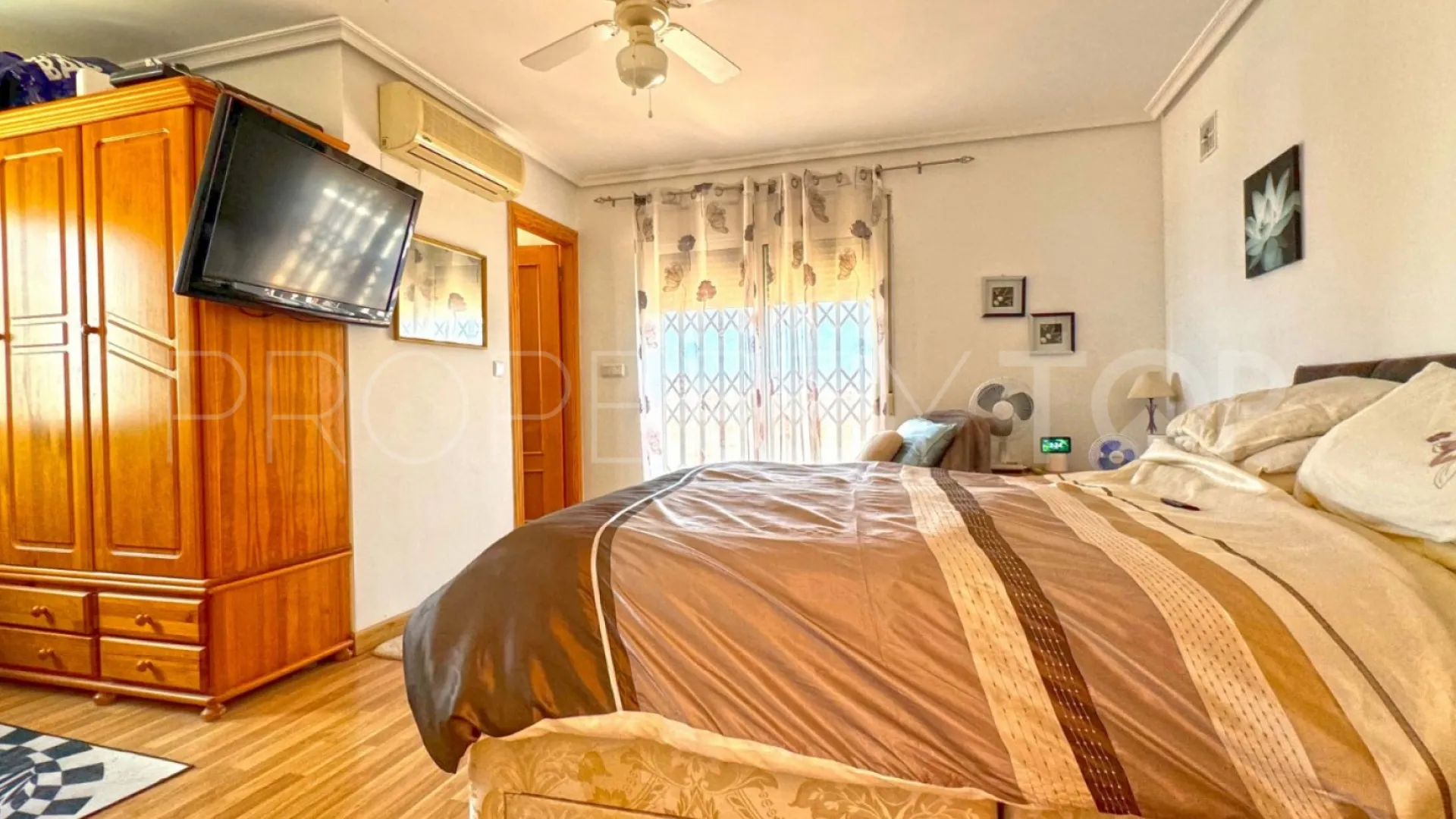 Villa for sale in Los Balcones with 6 bedrooms