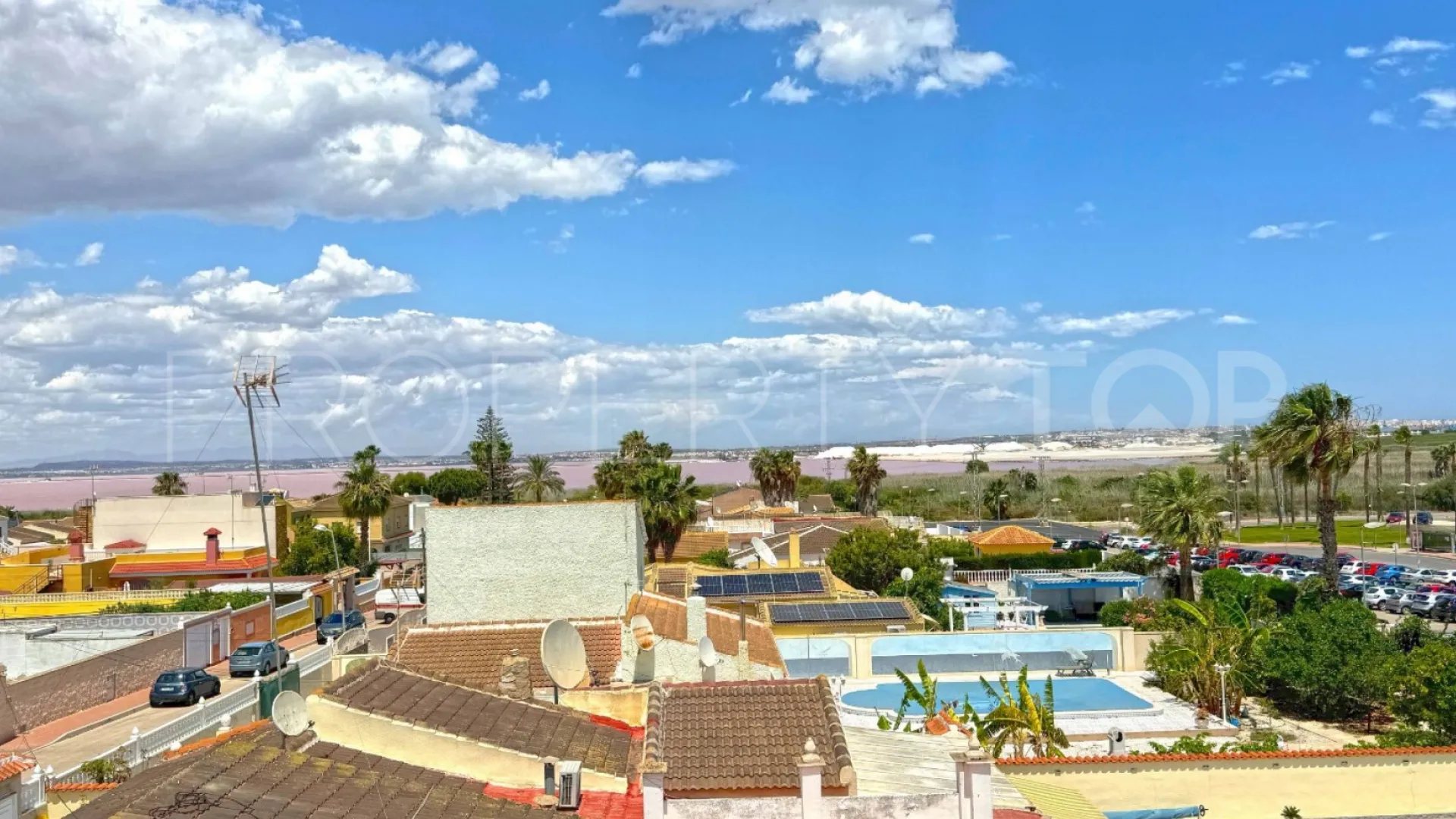 Villa for sale in Los Balcones with 6 bedrooms