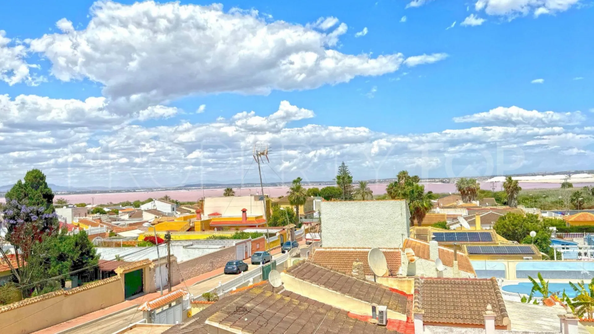 Villa for sale in Los Balcones with 6 bedrooms