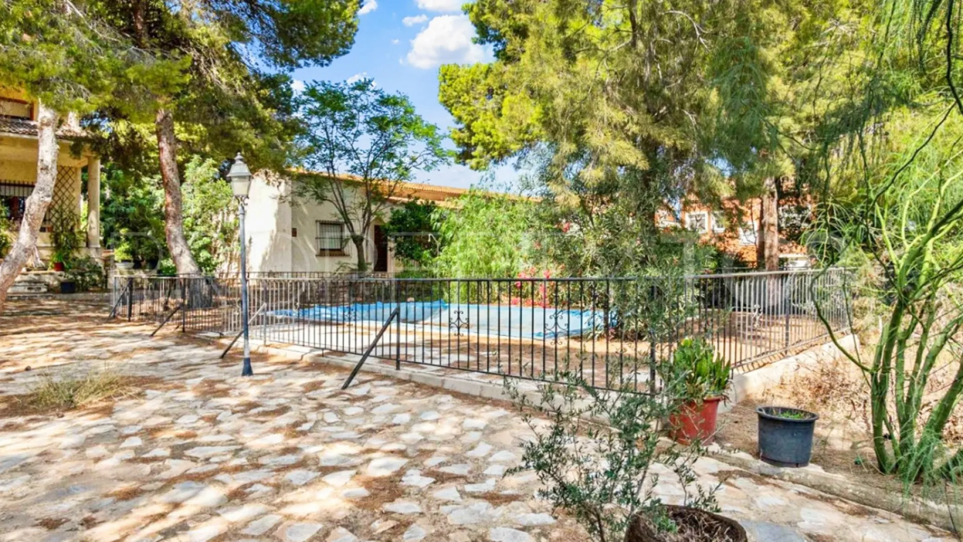 Villa with 8 bedrooms for sale in Los Balcones