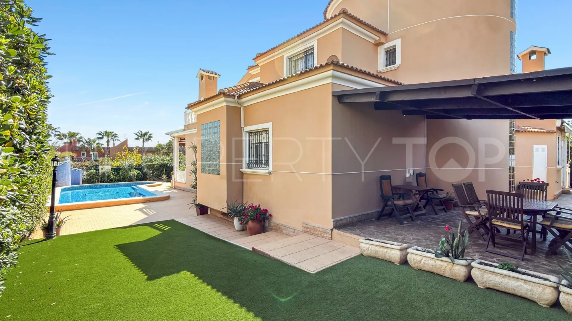 La Mata, villa en venta