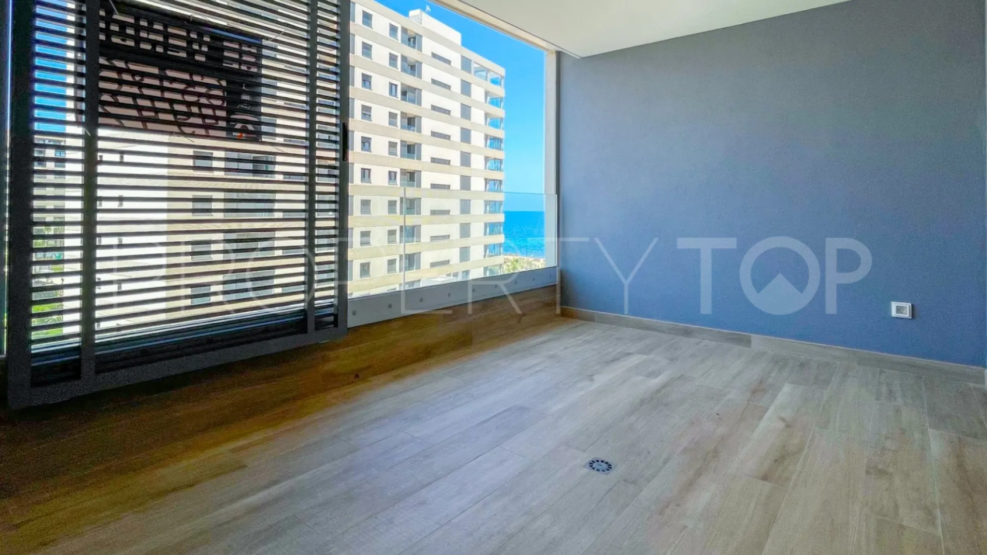 For sale apartment in Punta Prima