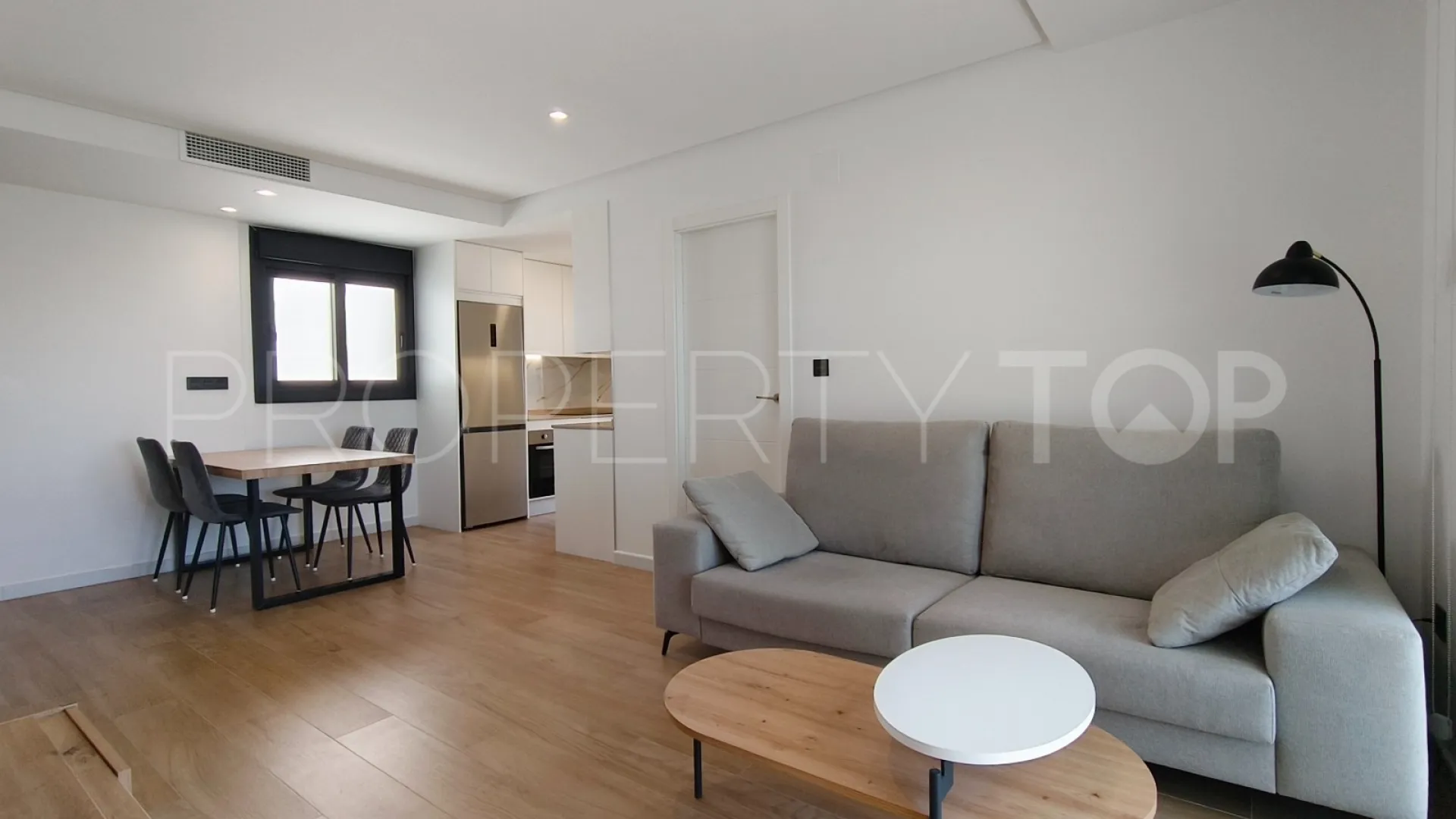 For sale apartment in Los Altos de Marbella