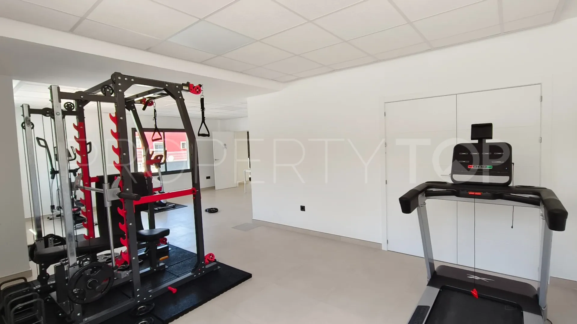 For sale apartment in Los Altos de Marbella