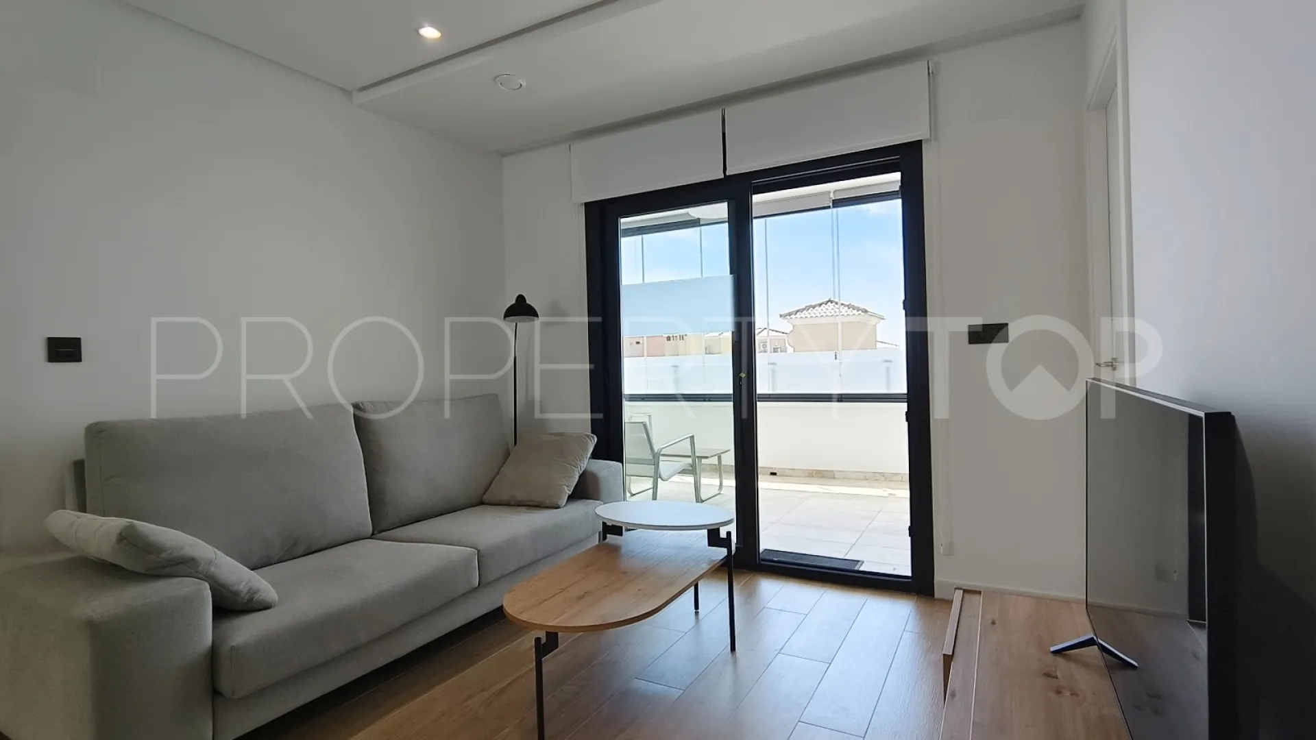 For sale apartment in Los Altos de Marbella