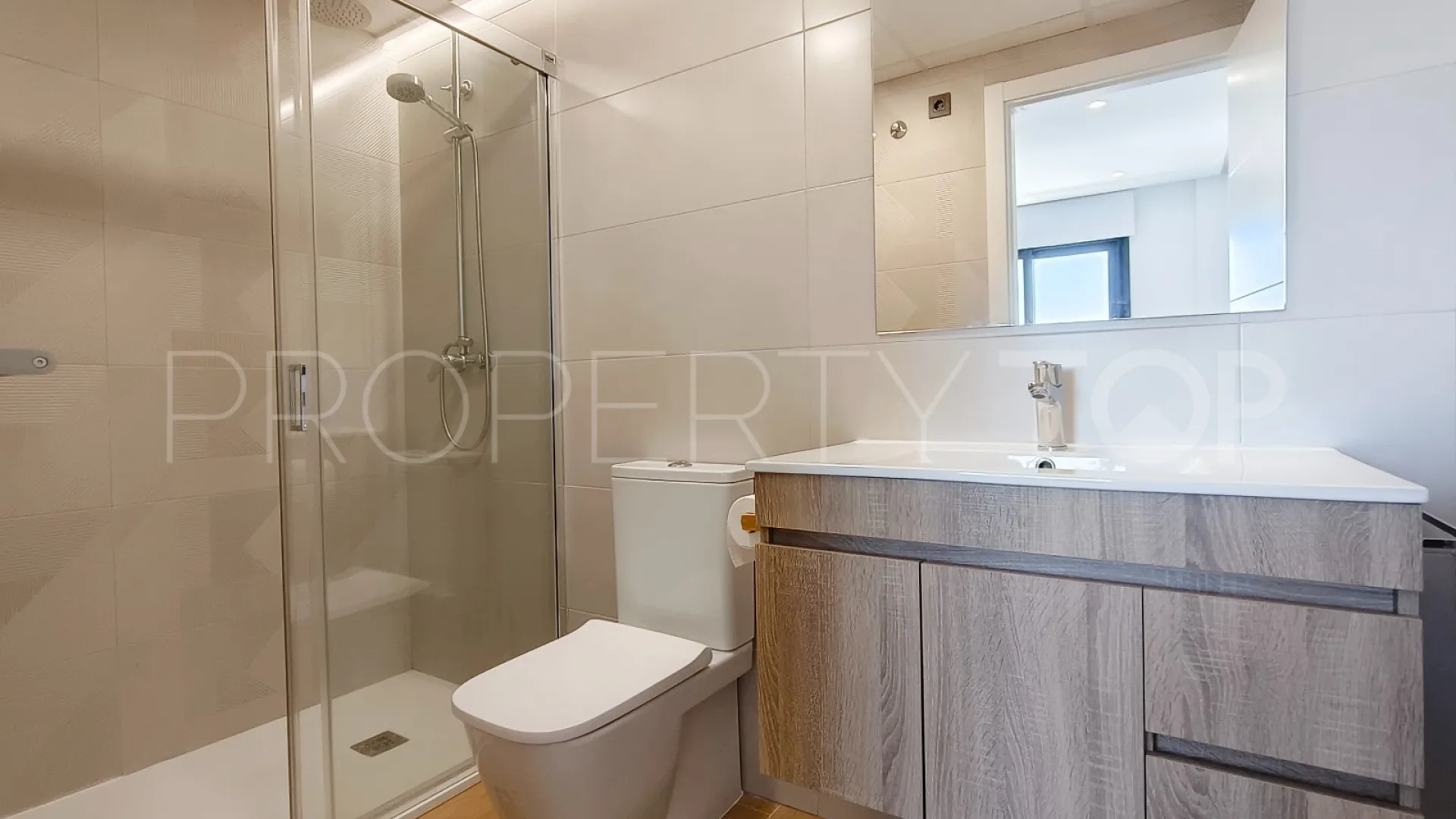 For sale apartment in Los Altos de Marbella