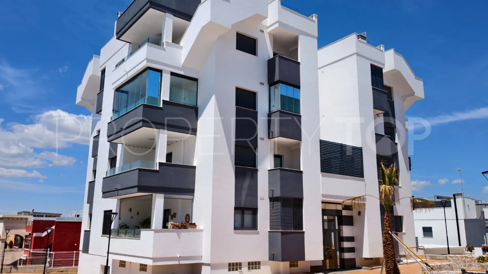 For sale apartment in Los Altos de Marbella