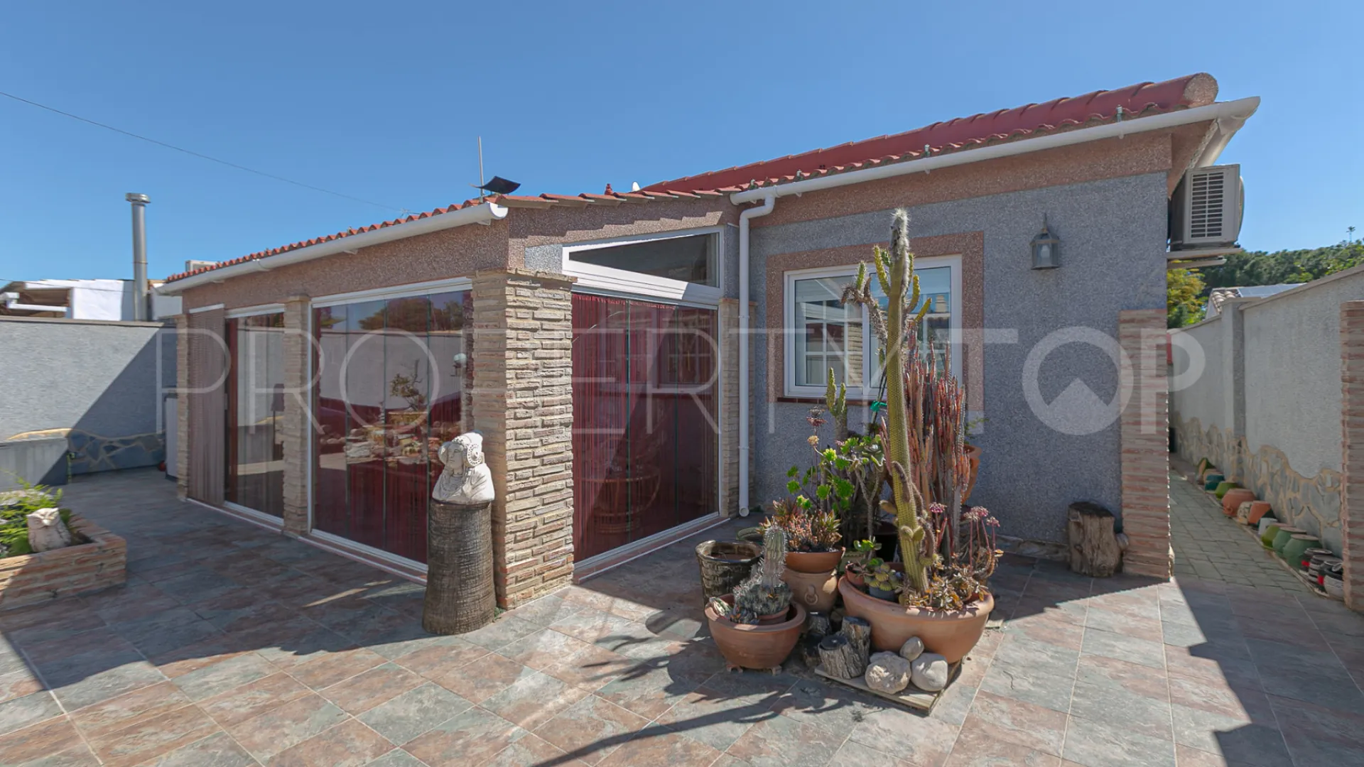 Villa for sale in Los Balcones