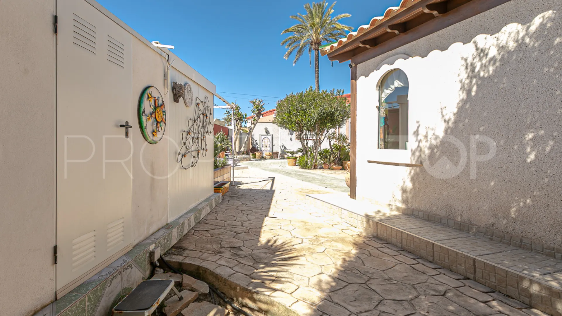 Villa for sale in Los Balcones