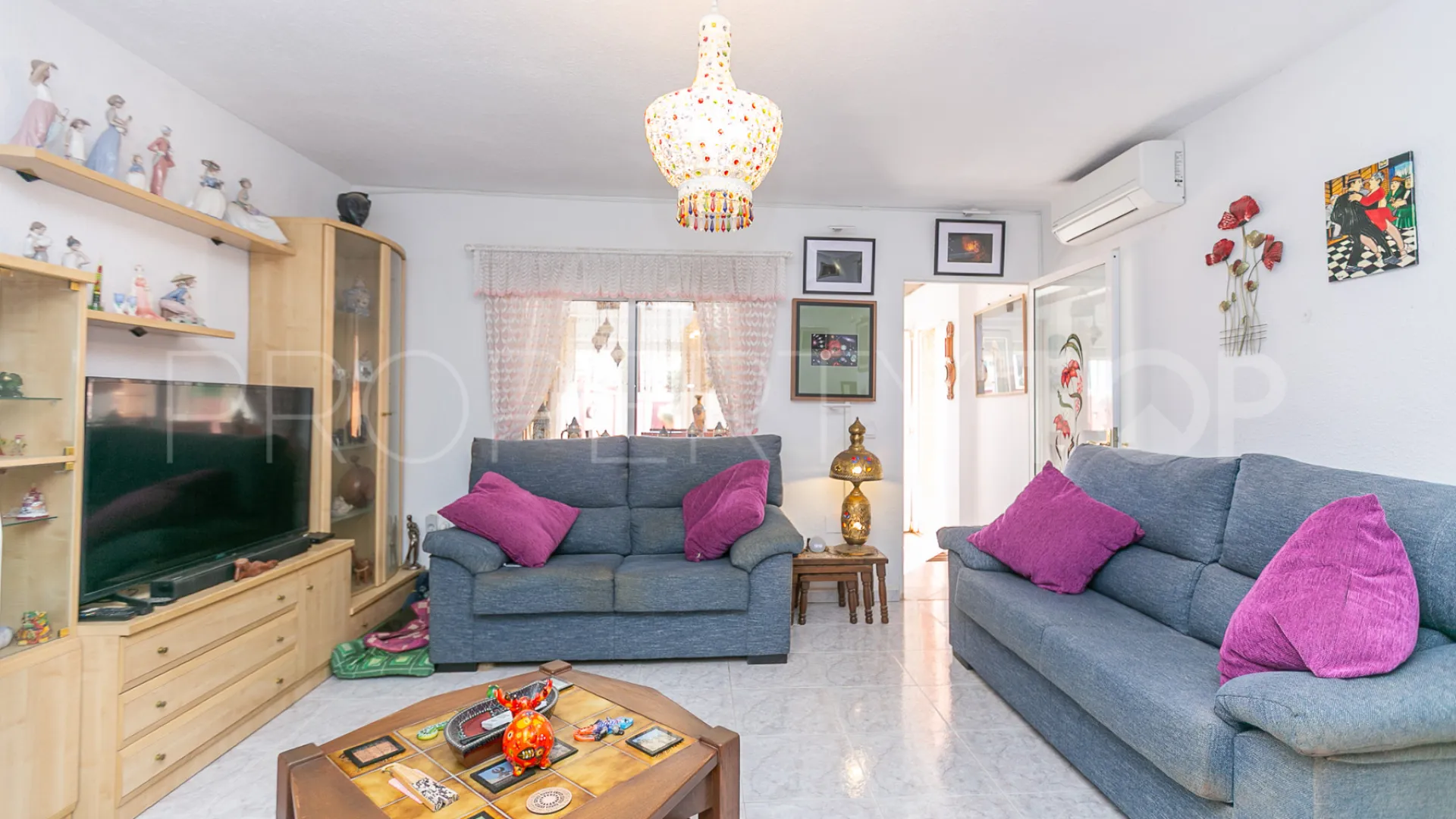 Villa for sale in Los Balcones