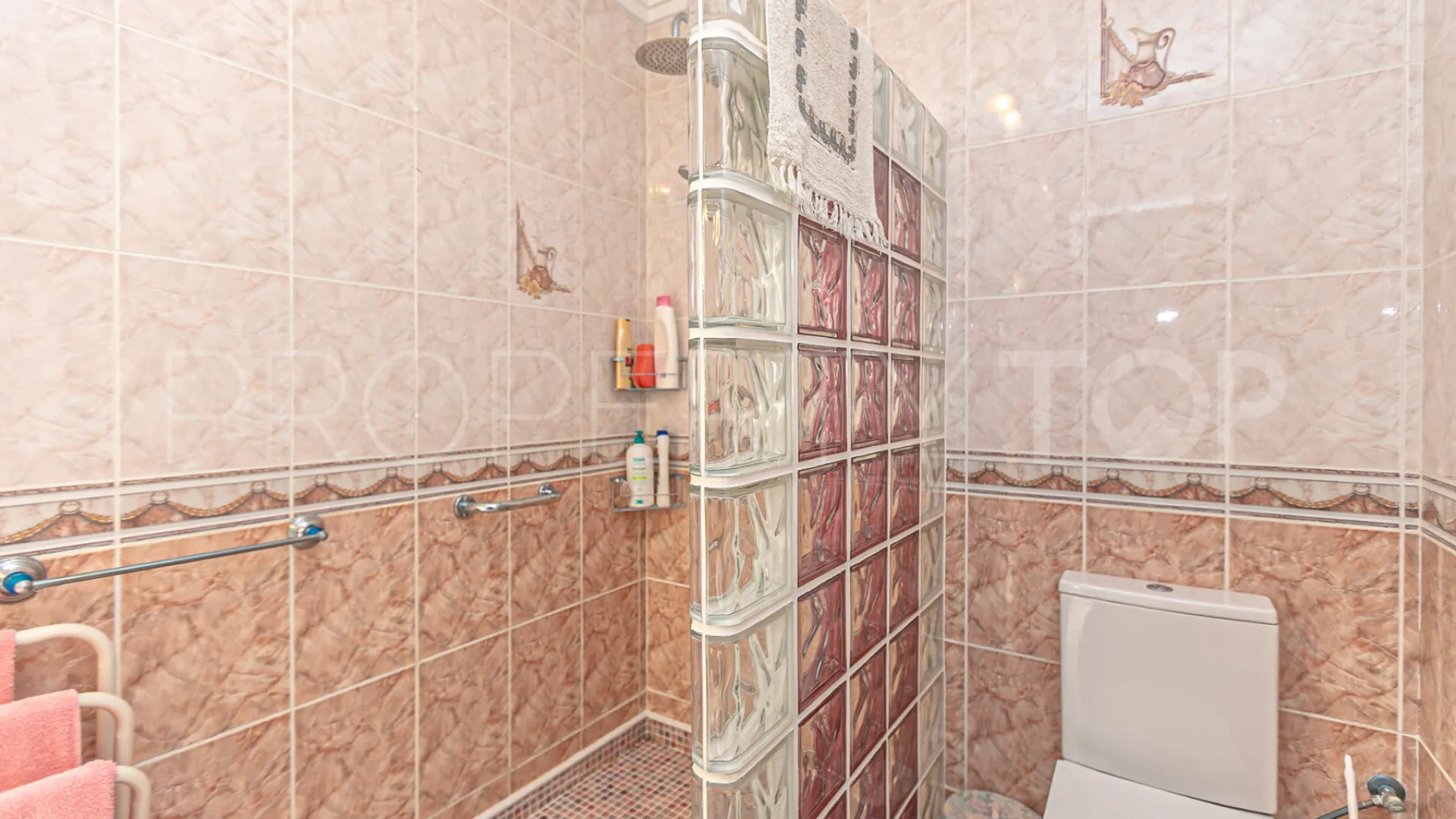 Villa for sale in Los Balcones