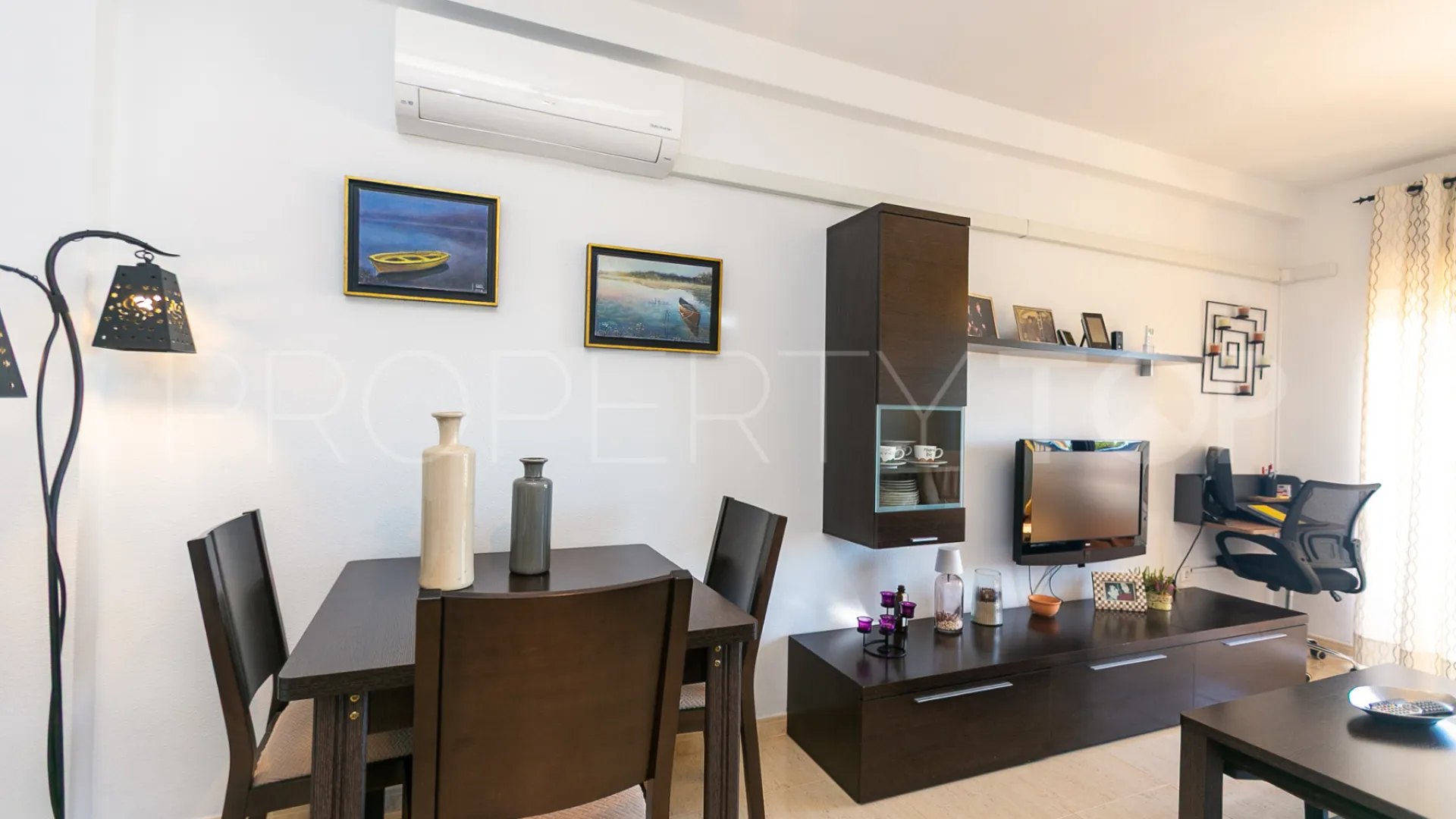 For sale apartment with 2 bedrooms in Villamartin
