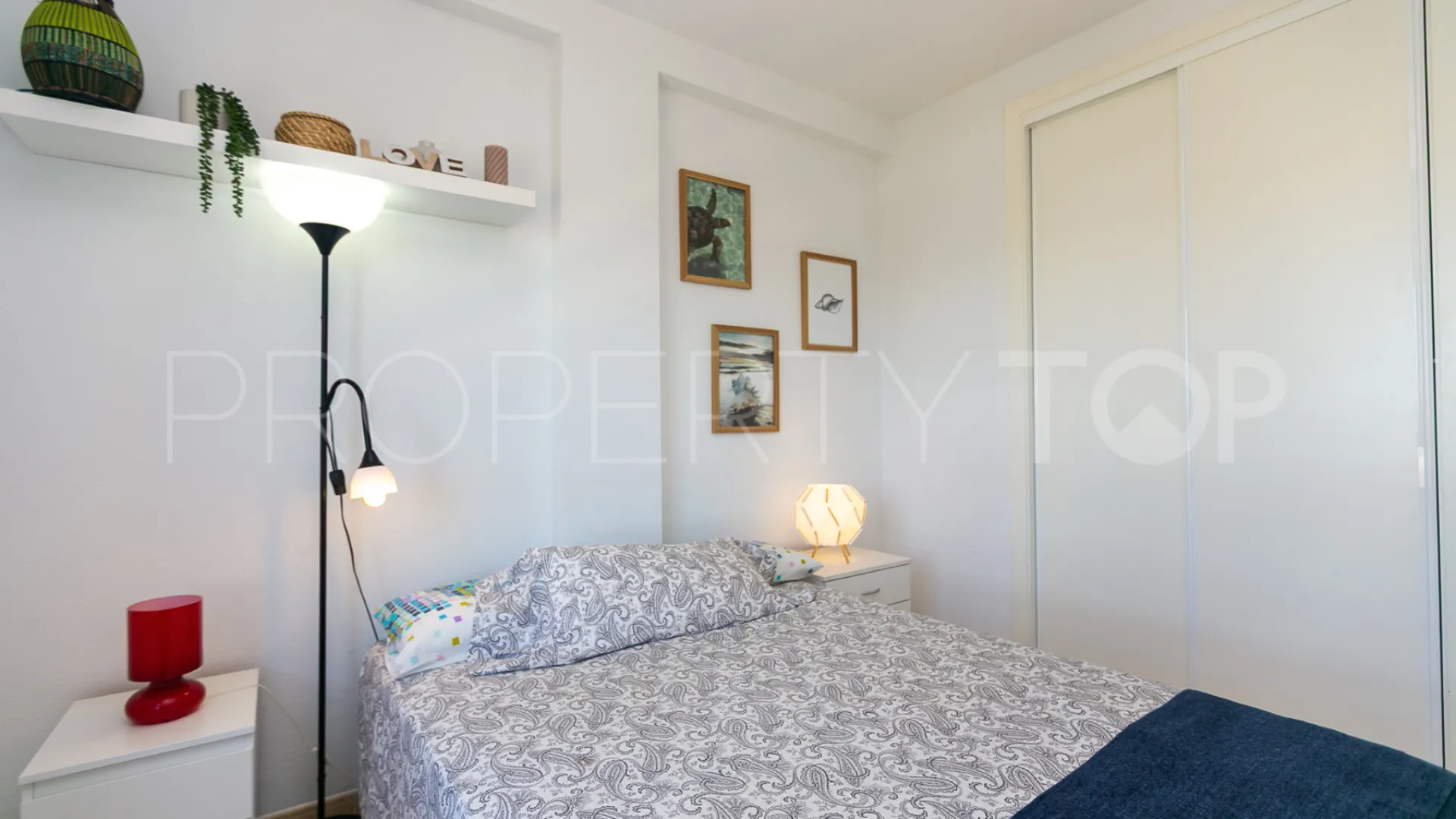 For sale apartment with 2 bedrooms in Villamartin