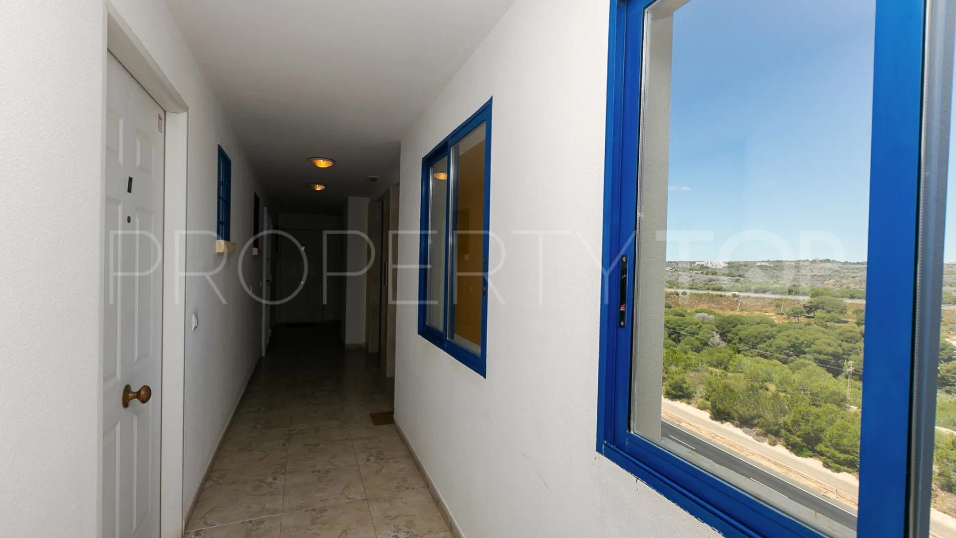For sale apartment with 2 bedrooms in Villamartin