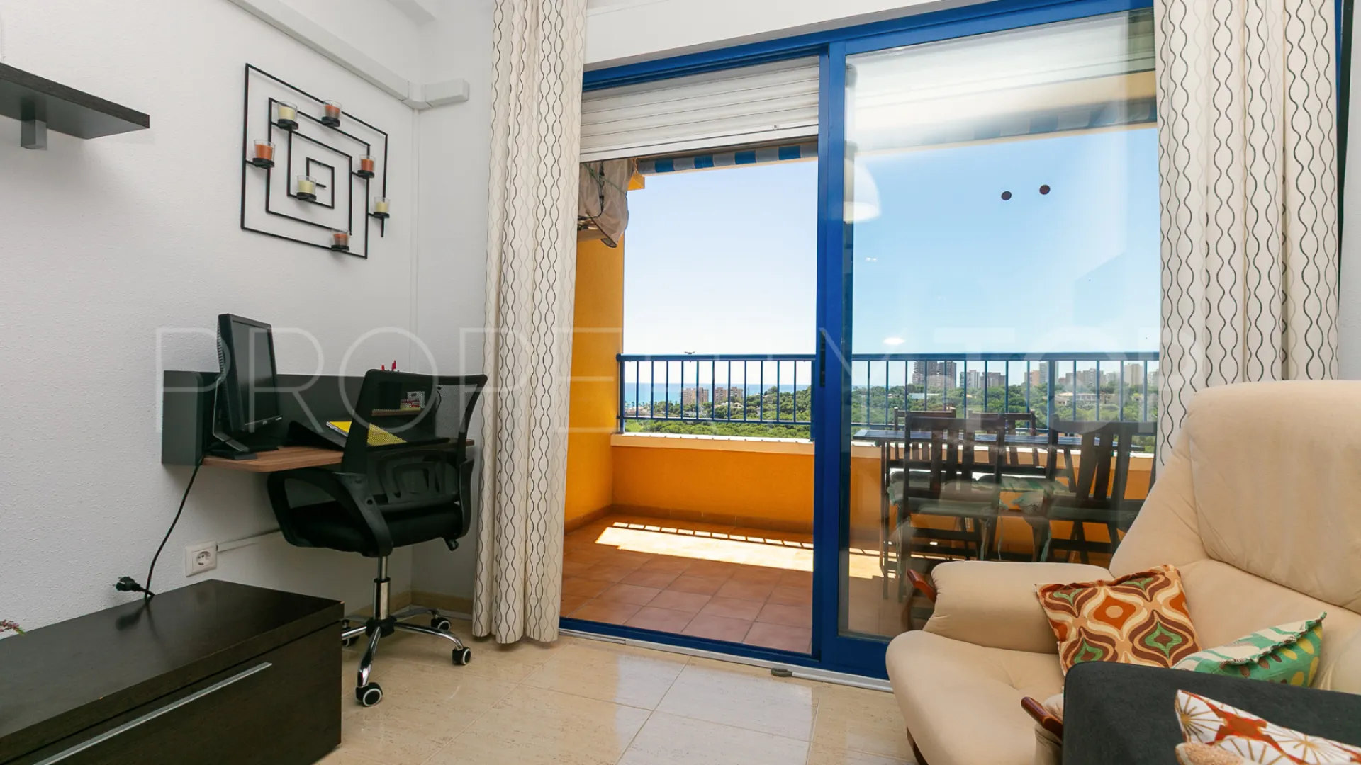 For sale apartment with 2 bedrooms in Villamartin