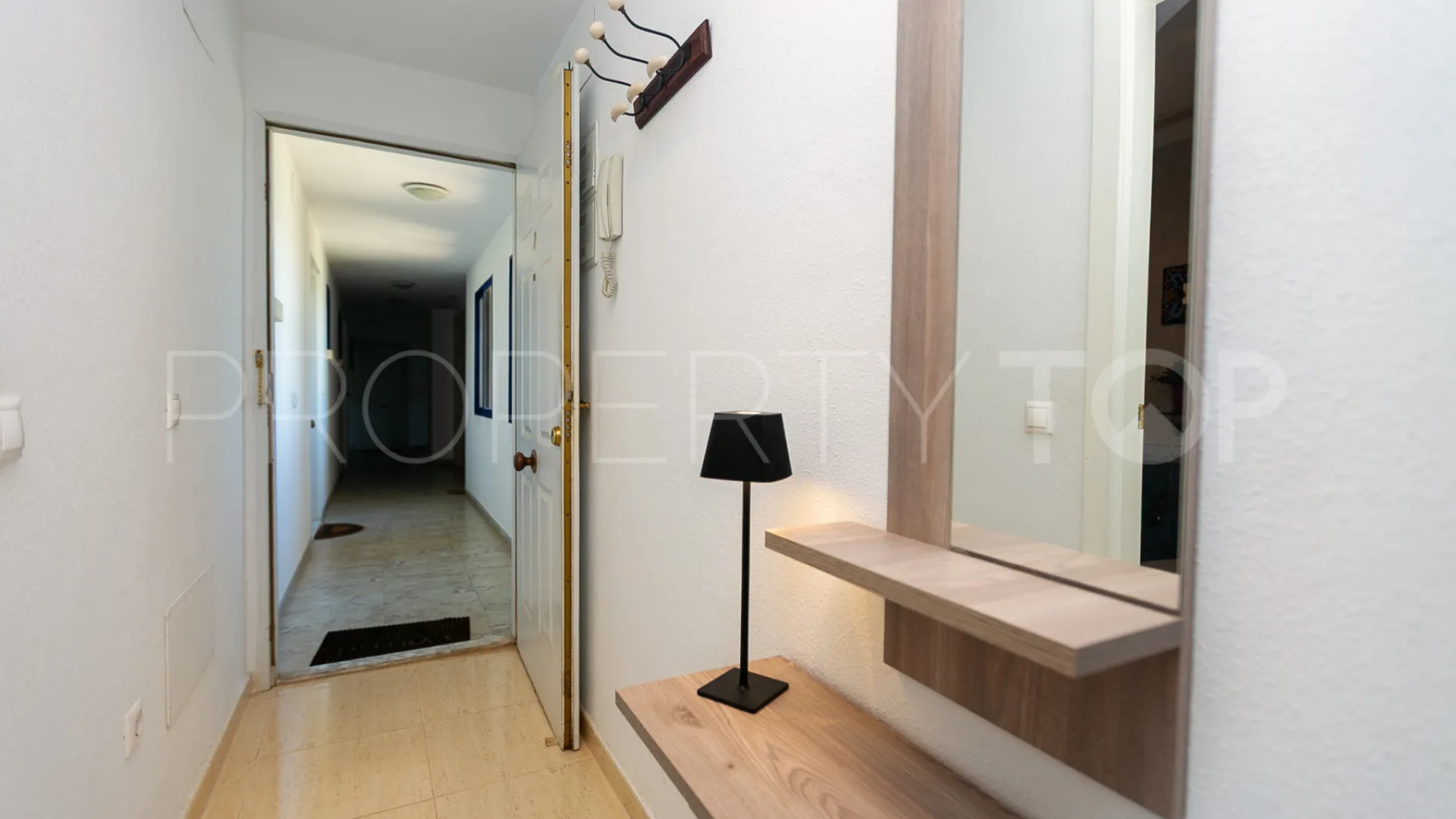 For sale apartment with 2 bedrooms in Villamartin