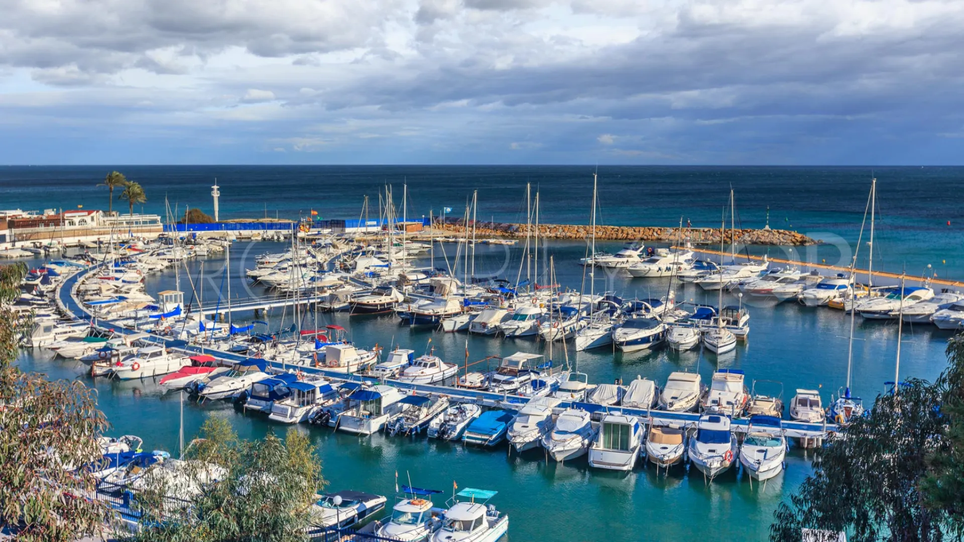 For sale apartment with 2 bedrooms in Villamartin