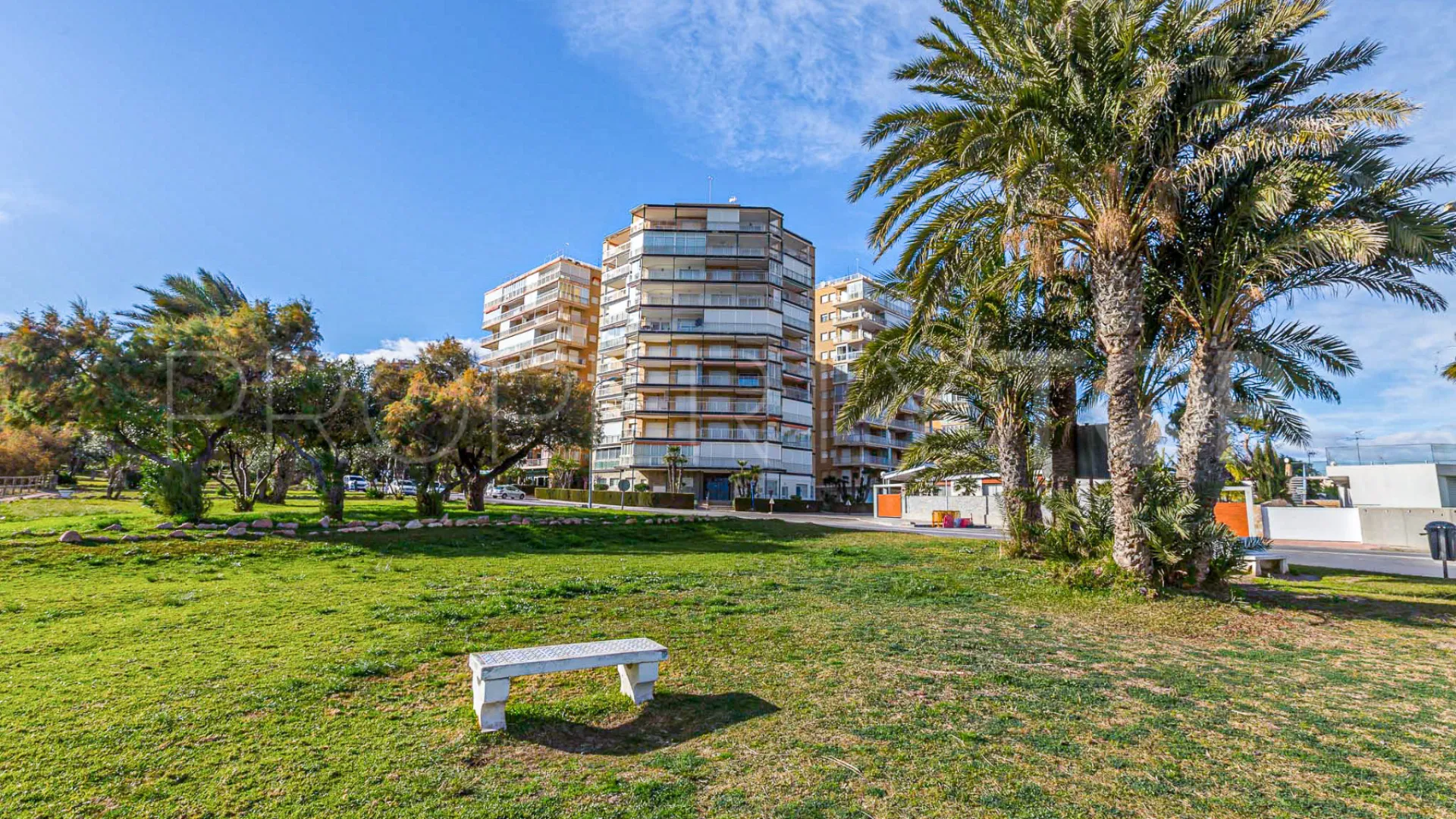 For sale apartment with 2 bedrooms in Villamartin