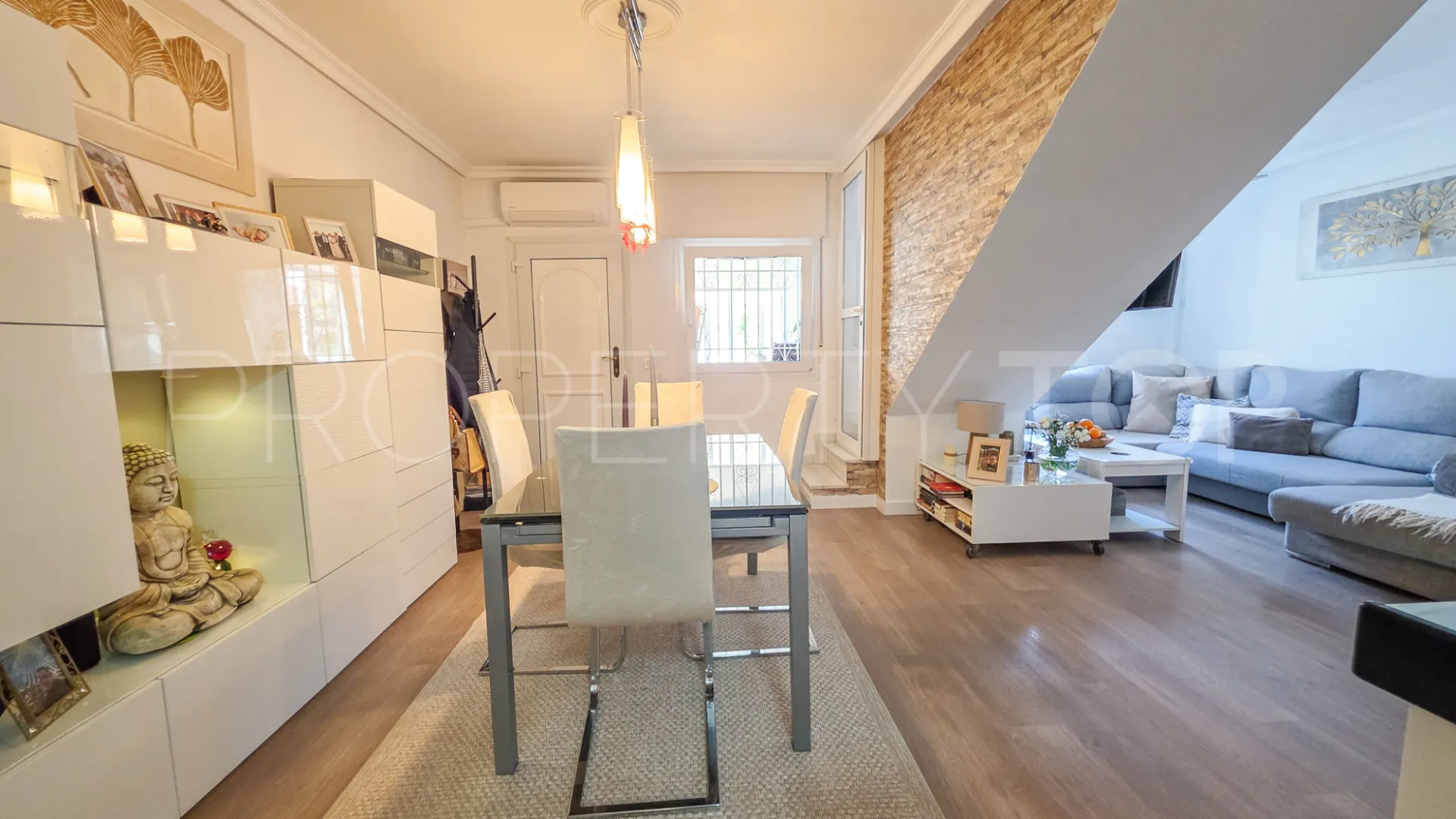 Los Balcones, adosado con 2 dormitorios a la venta