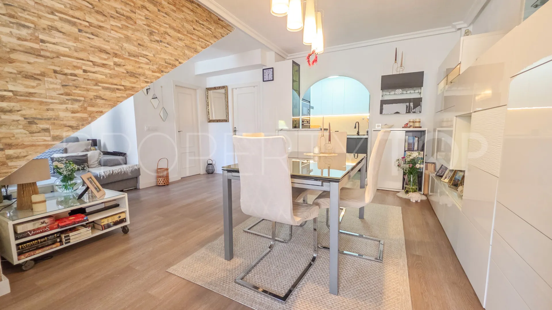 Los Balcones, adosado con 2 dormitorios a la venta
